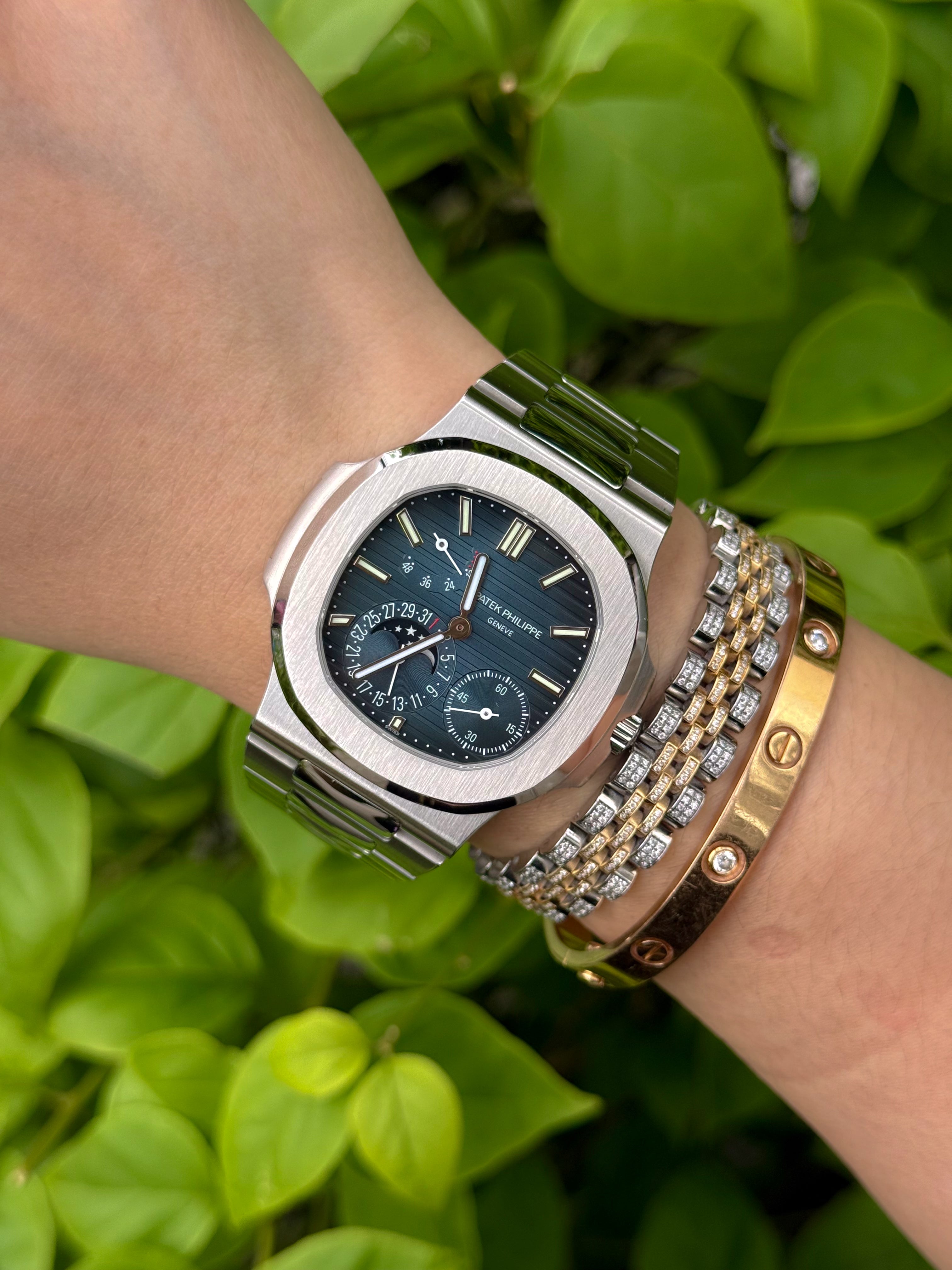 PATEK PHILIPPE NAUTILUS 40MM