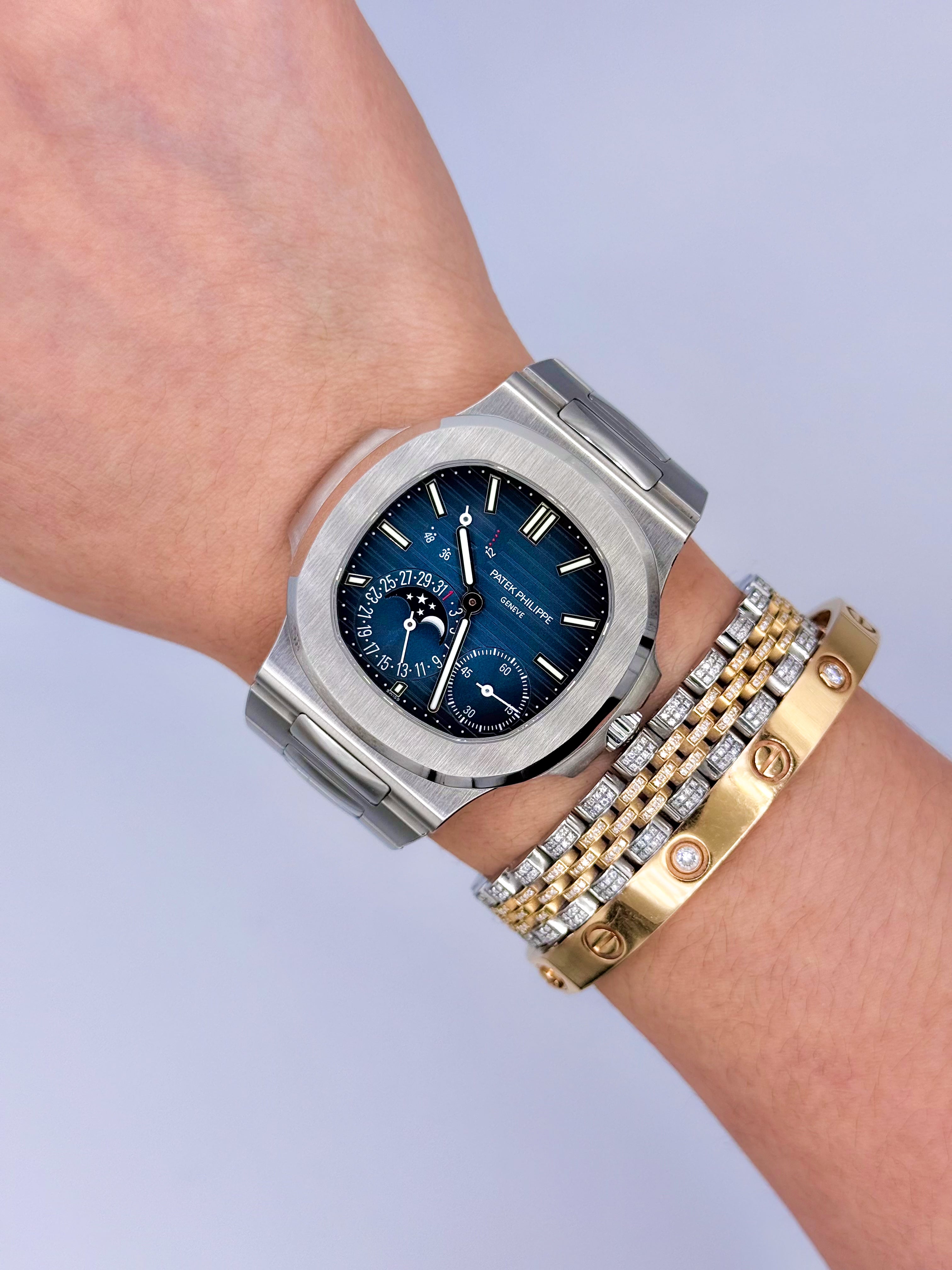PATEK PHILIPPE NAUTILUS 40MM