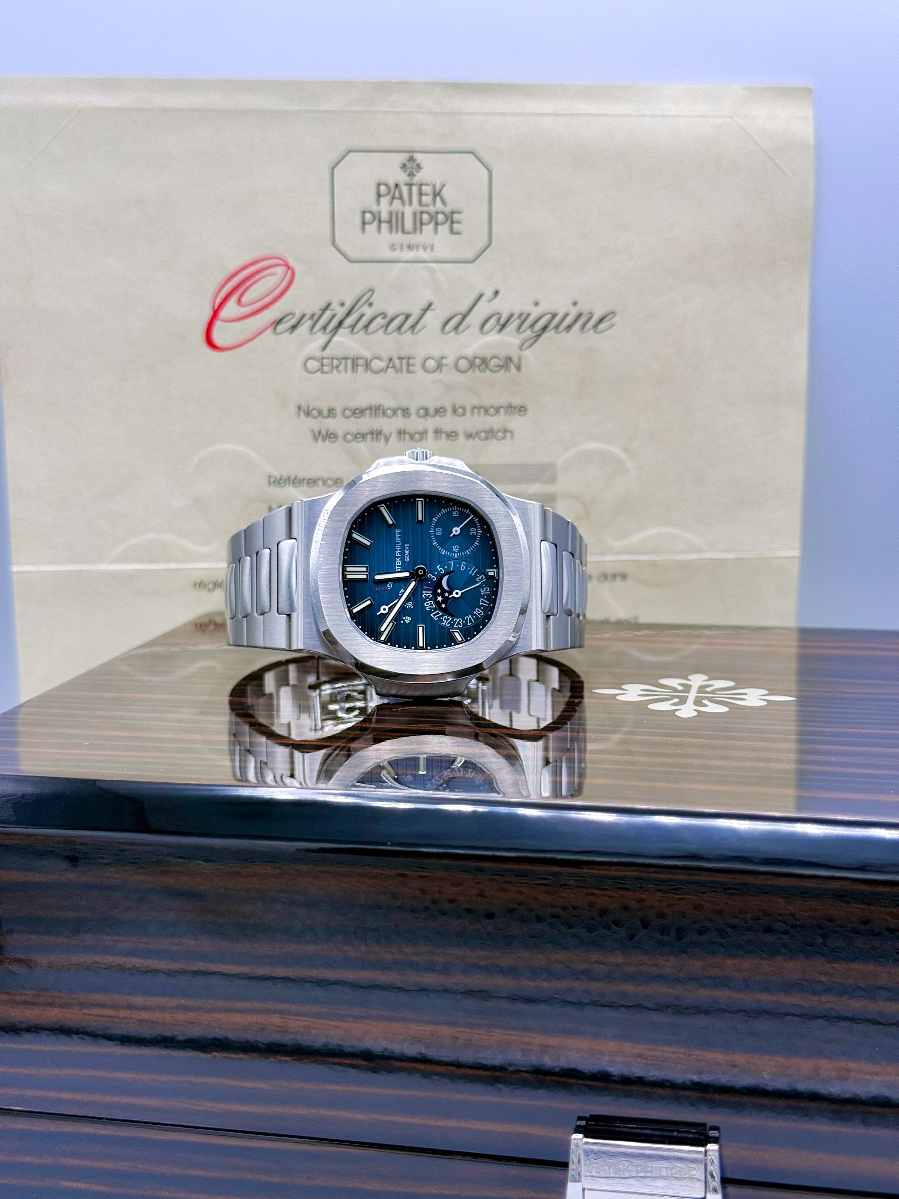 PATEK PHILIPPE NAUTILUS 40MM