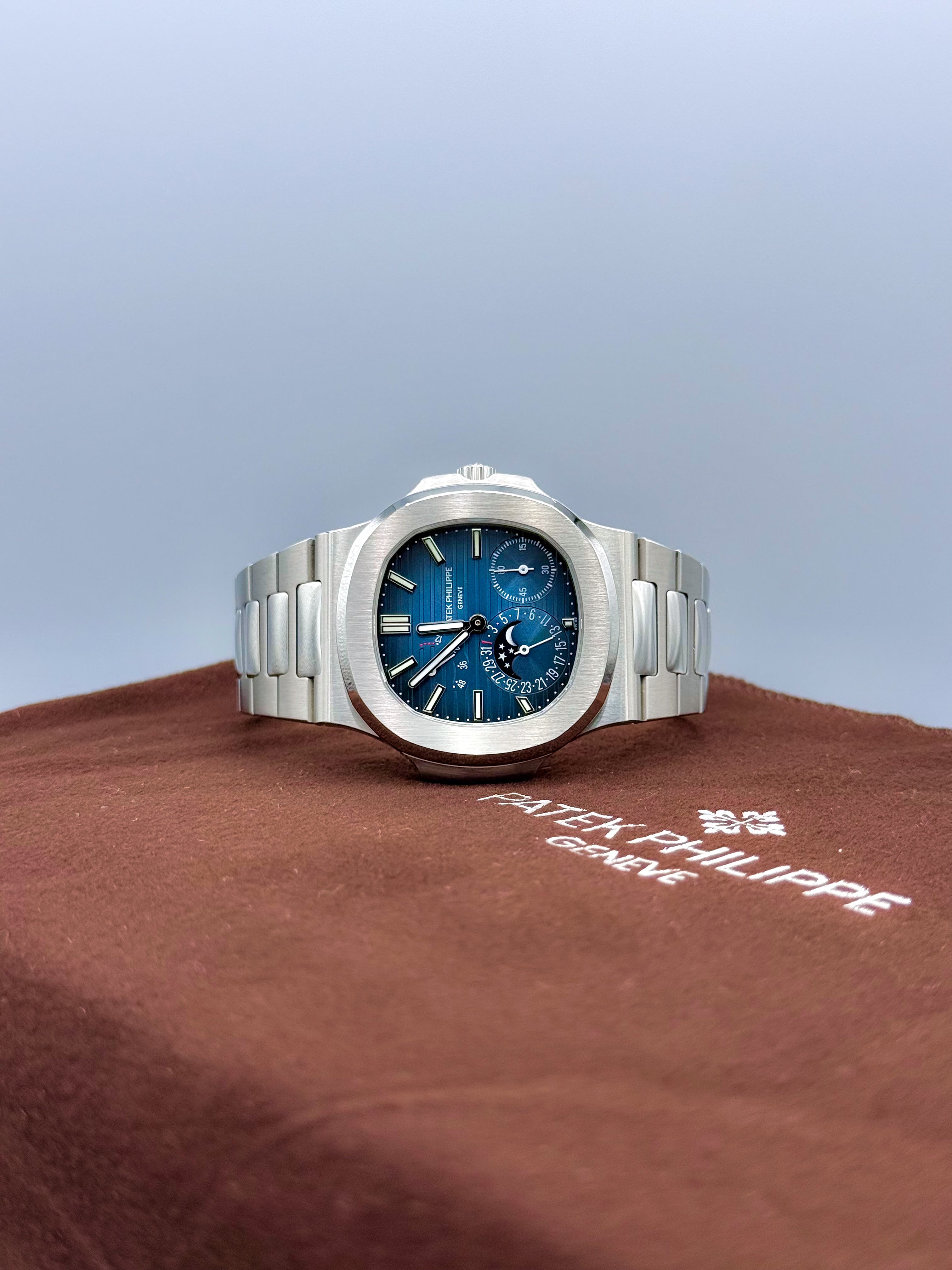 PATEK PHILIPPE NAUTILUS 40MM