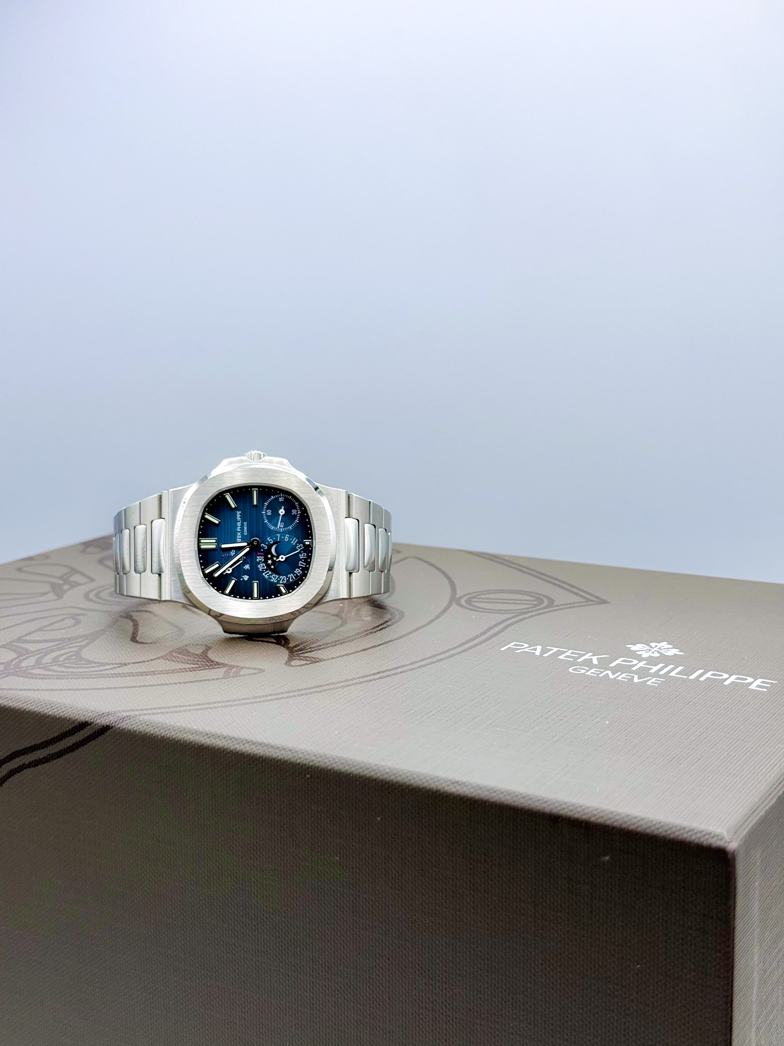 PATEK PHILIPPE NAUTILUS 40MM