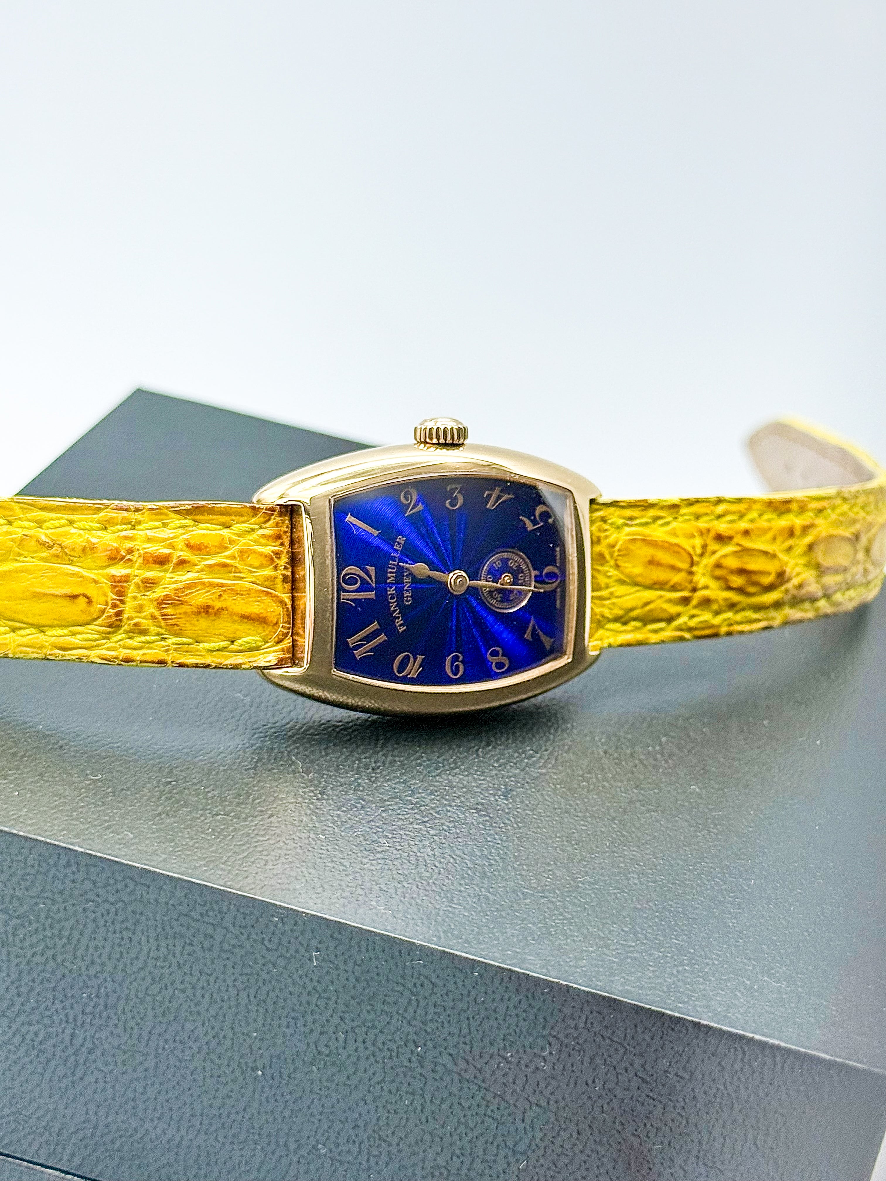 FRANCK MULLER CINTRÉE CURVEX 25MM x 35MM