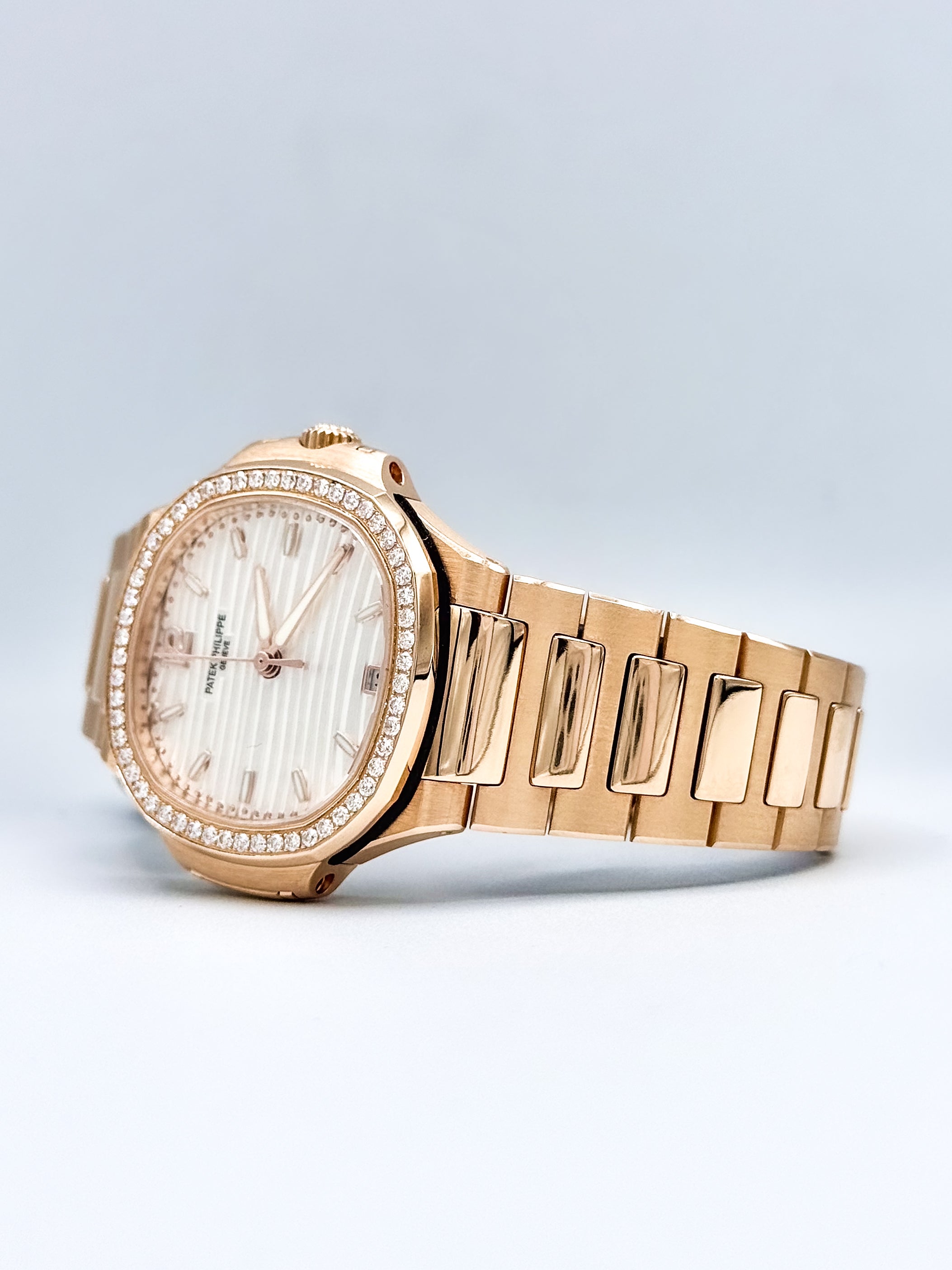 PATEK PHILIPPE NAUTILUS 35.2MM