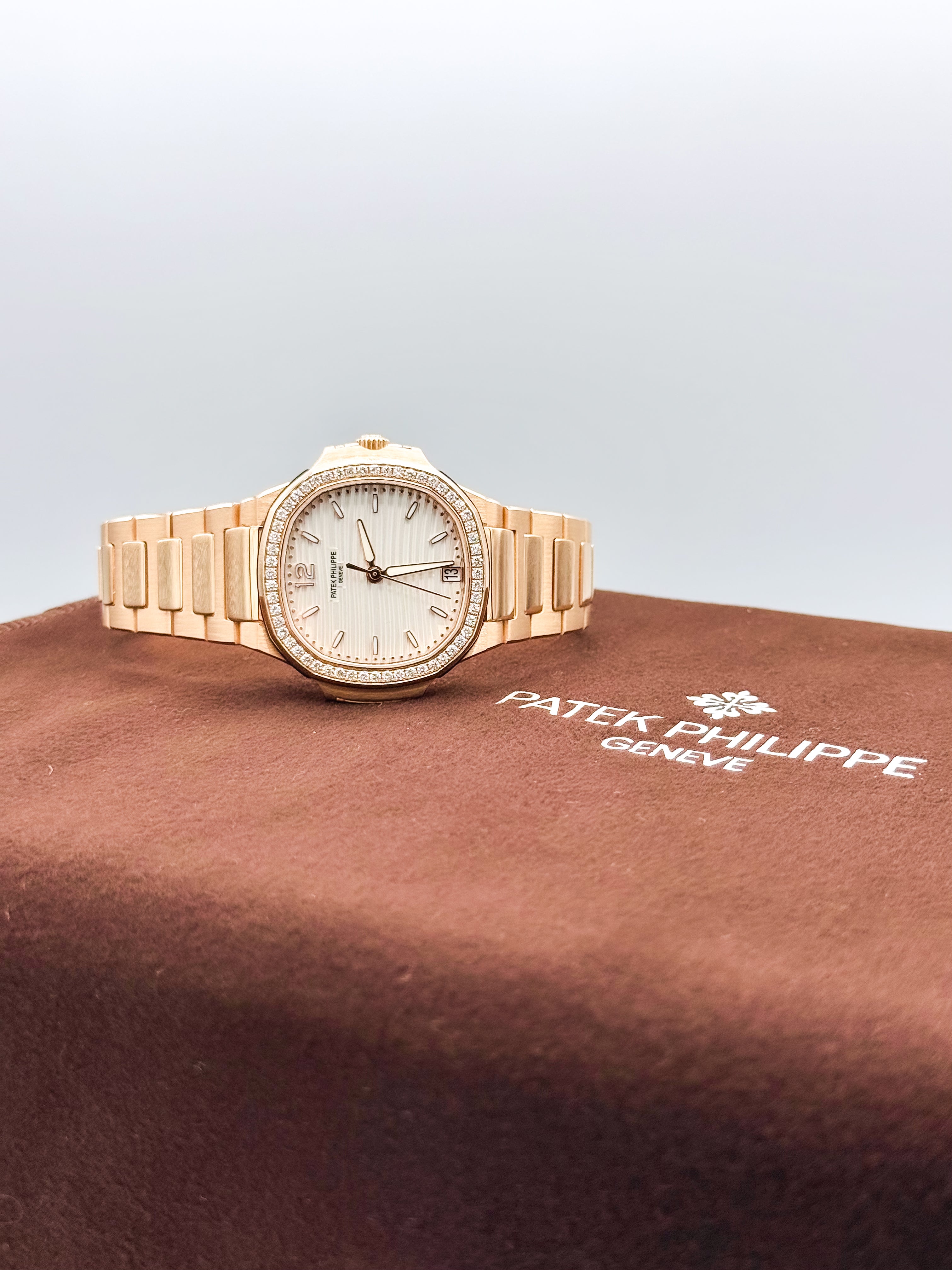 PATEK PHILIPPE NAUTILUS 35.2MM
