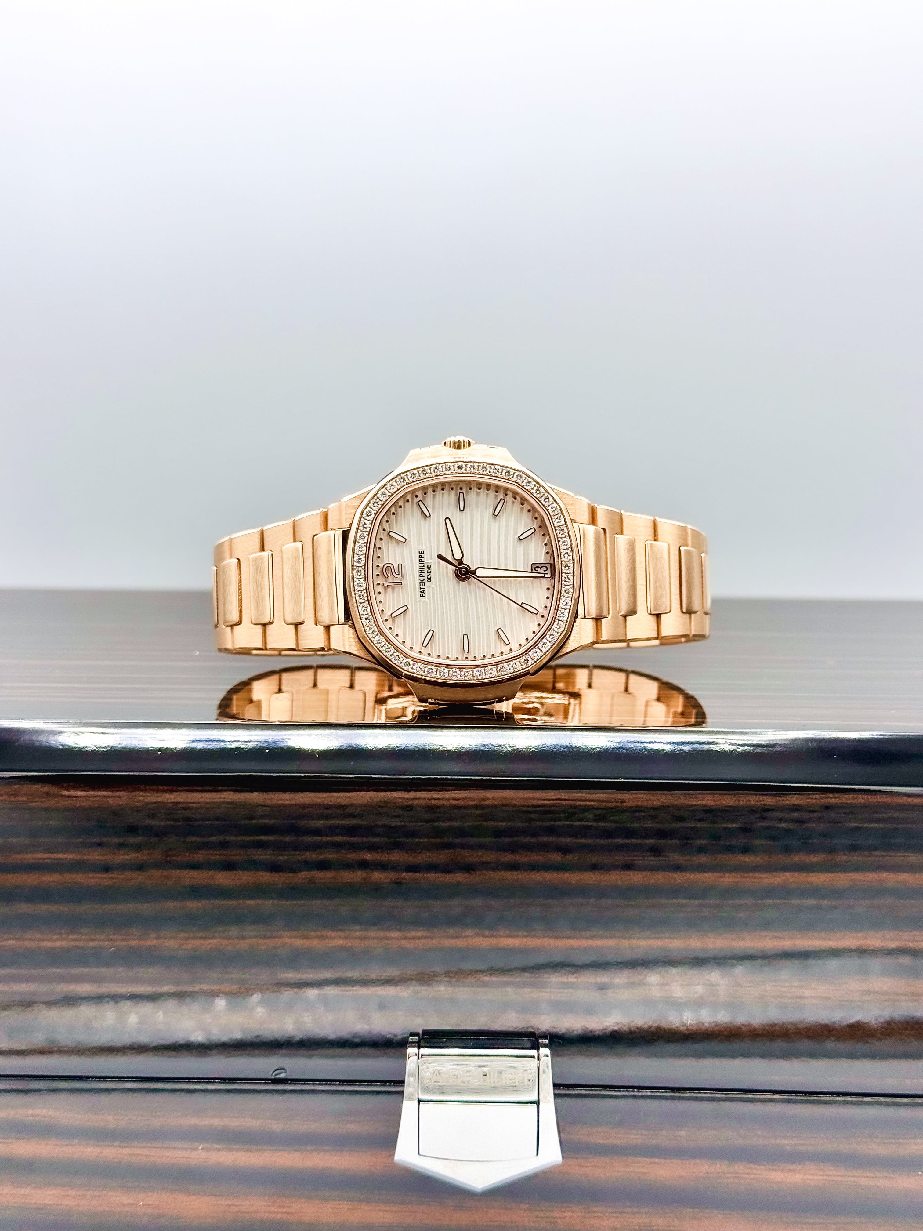 PATEK PHILIPPE NAUTILUS 35.2MM