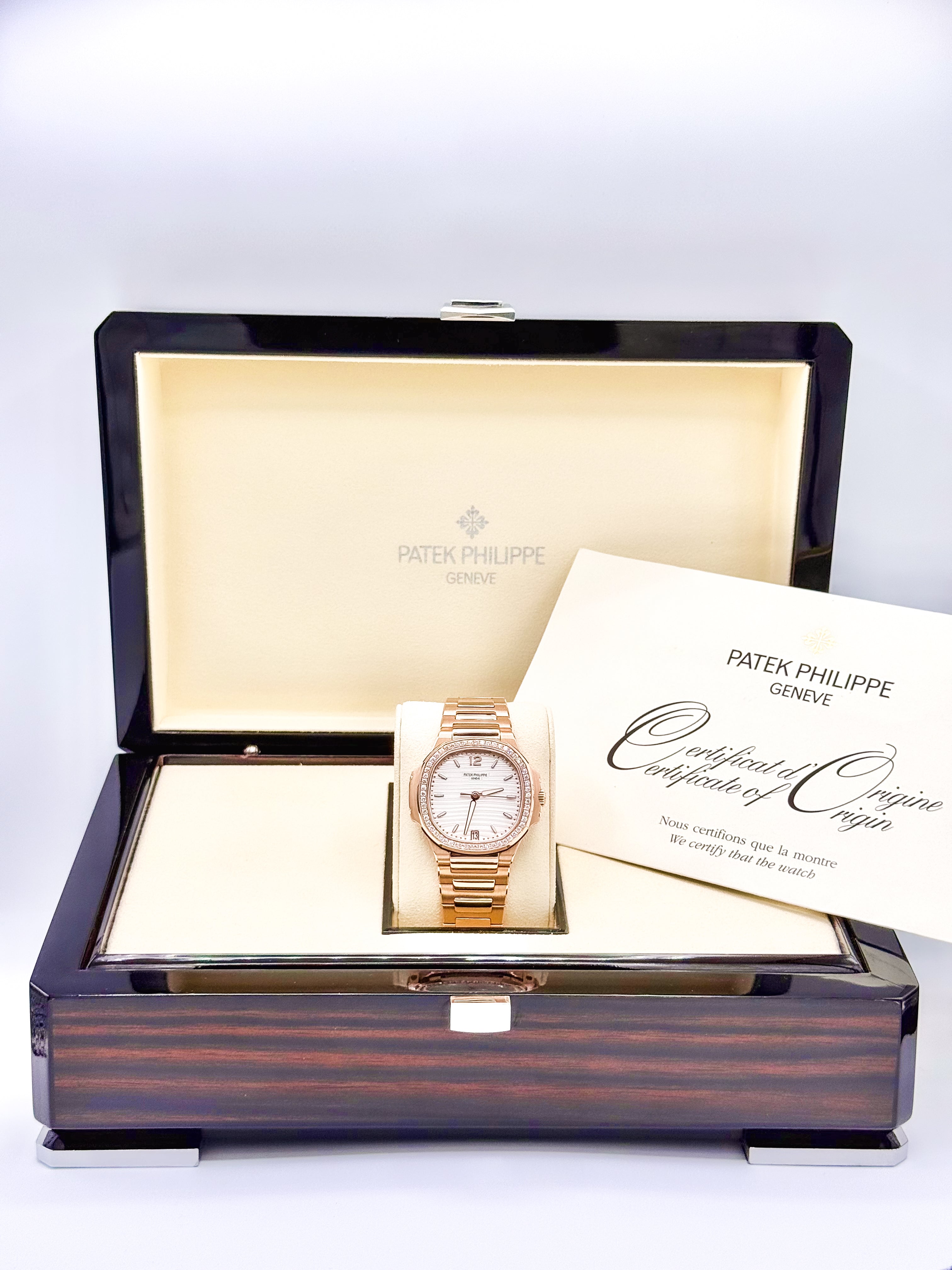 PATEK PHILIPPE NAUTILUS 35.2MM