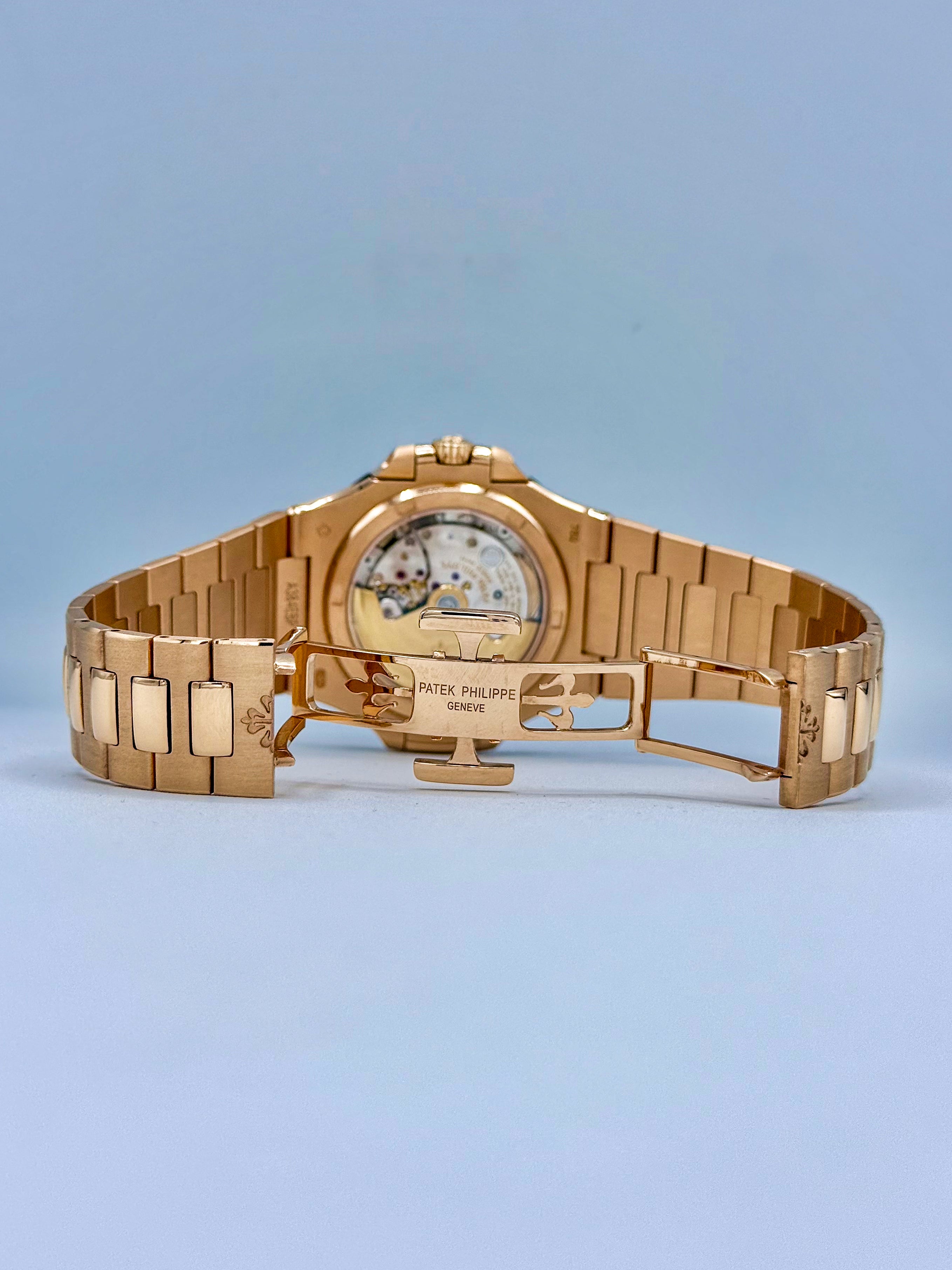 PATEK PHILIPPE NAUTILUS 40MM
