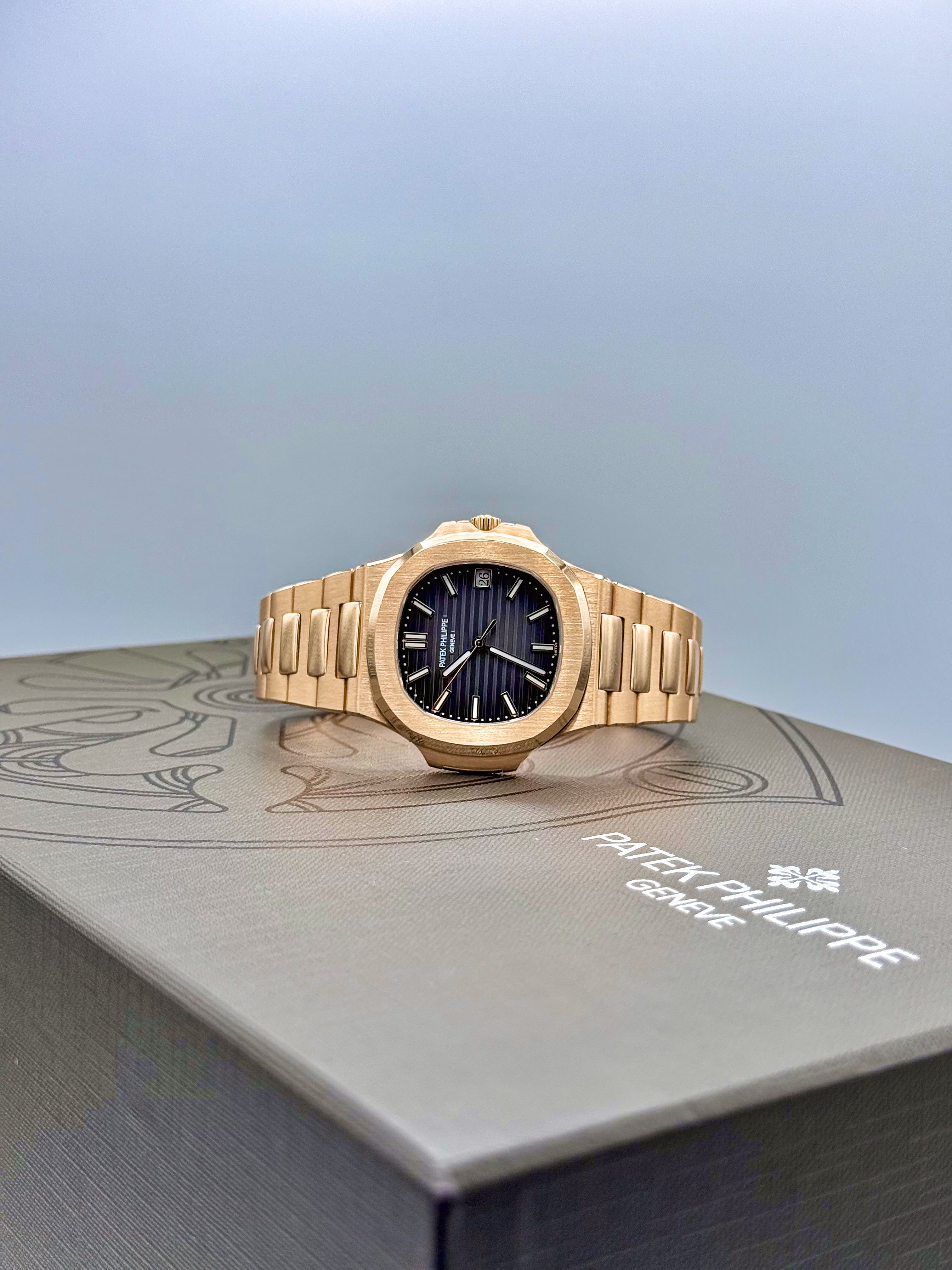 PATEK PHILIPPE NAUTILUS 40MM
