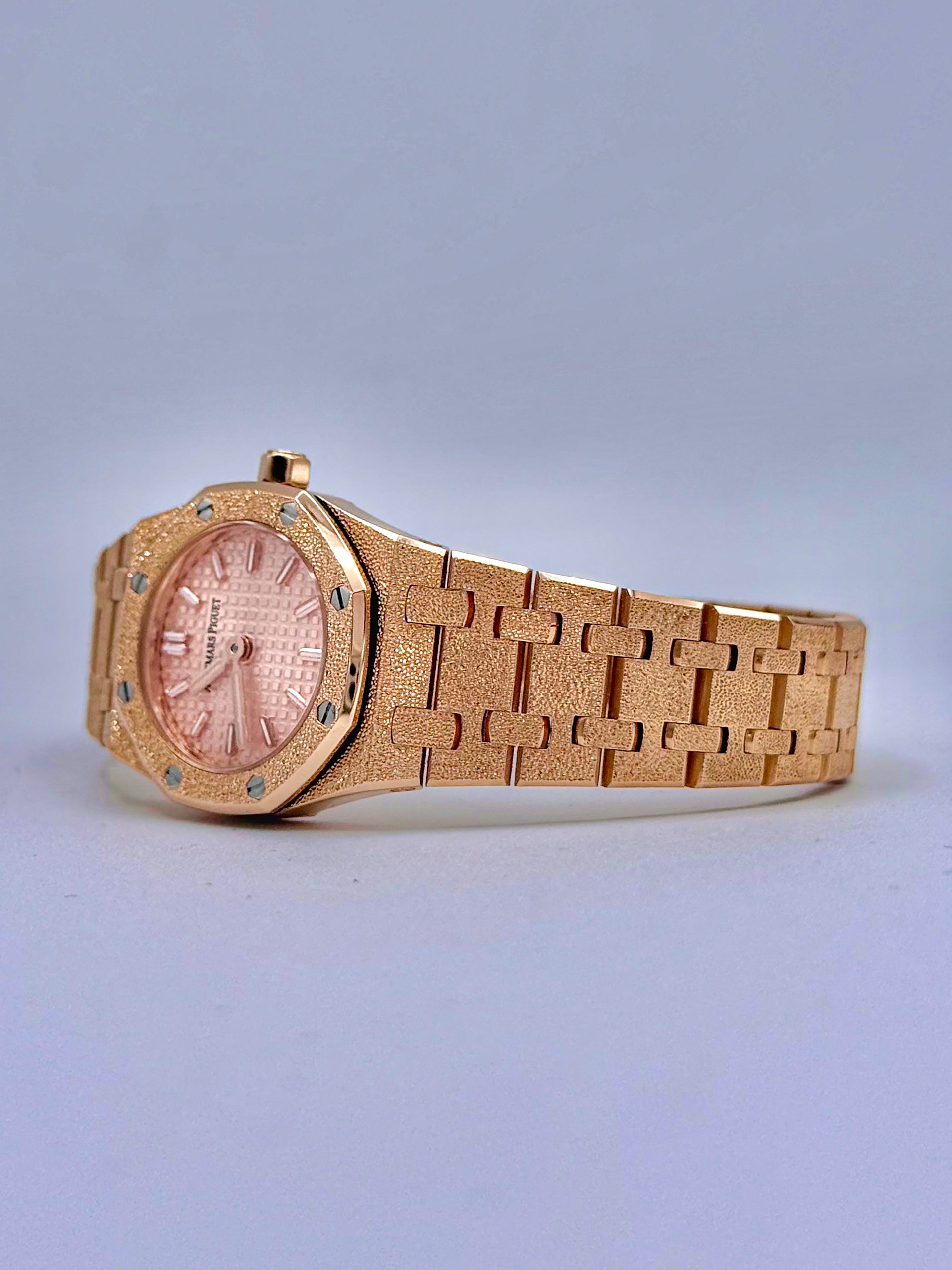 AUDEMARS PIGUET ROYAL OAK MINI FROSTED QUARTZ 23MM