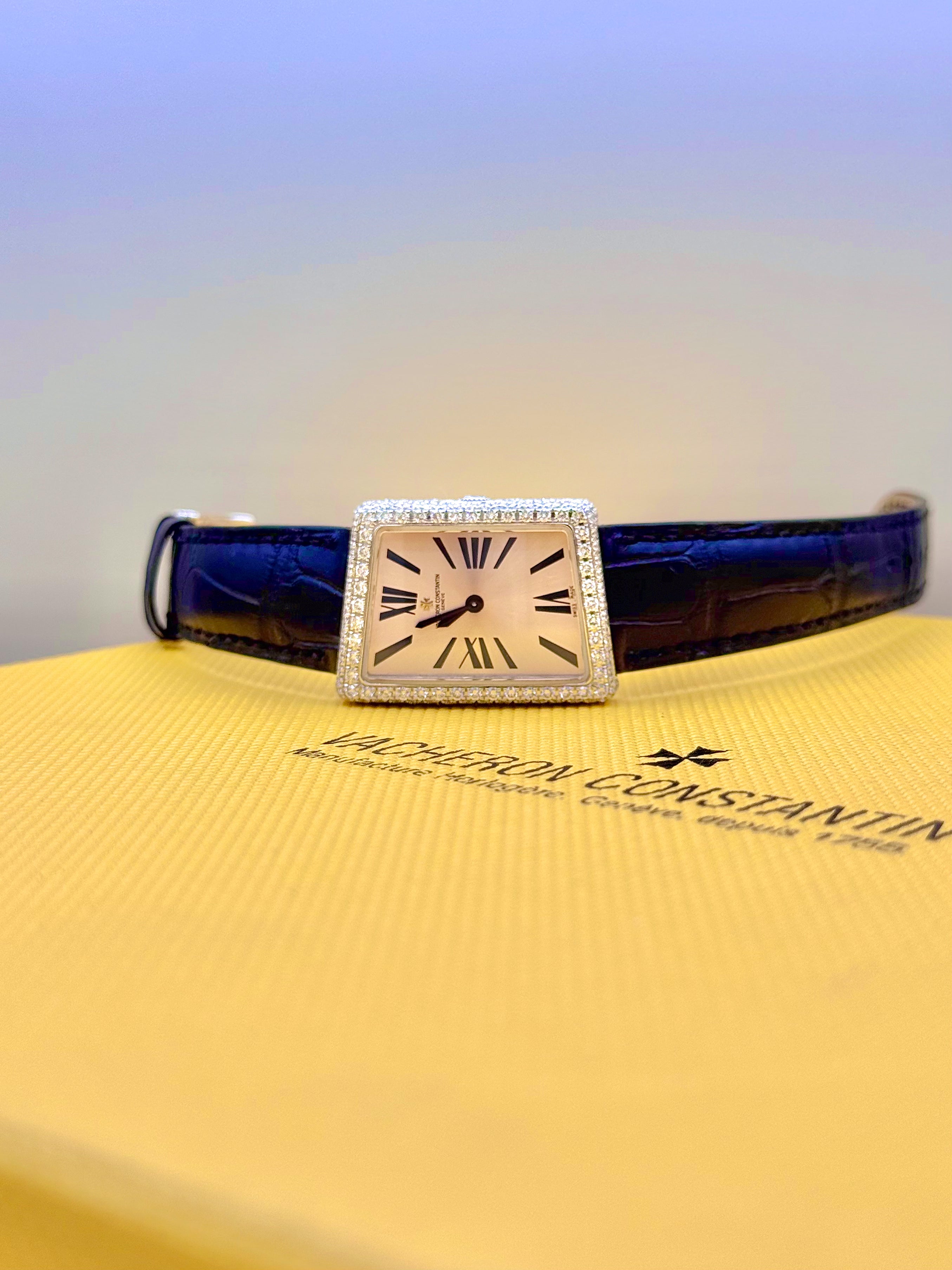 VACHERON CONSTANTIN 1972 ‘ASYMMETRIC’ 23x32MM