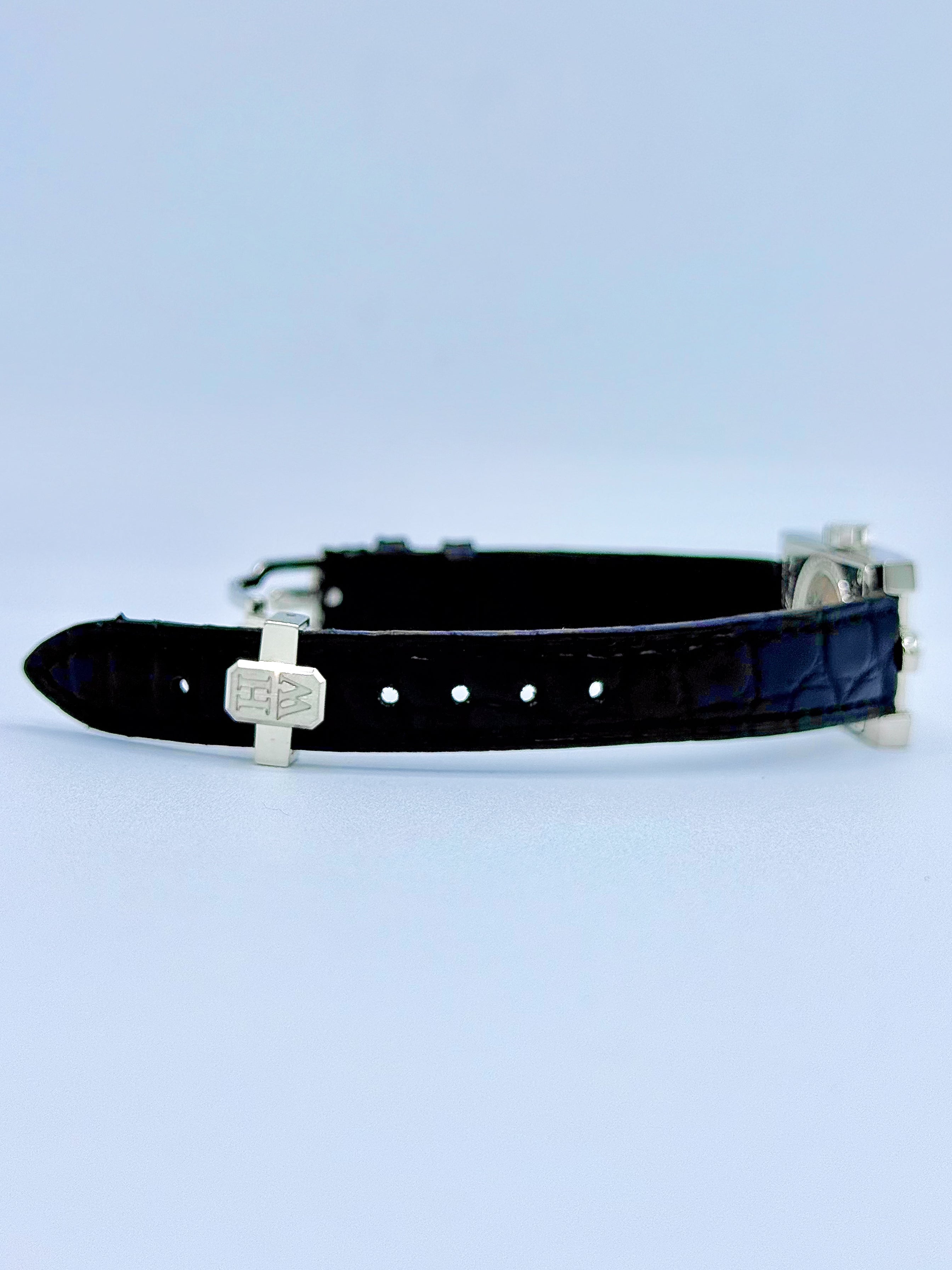 HARRY WINSTON AVENUE 36MM x 21MM
