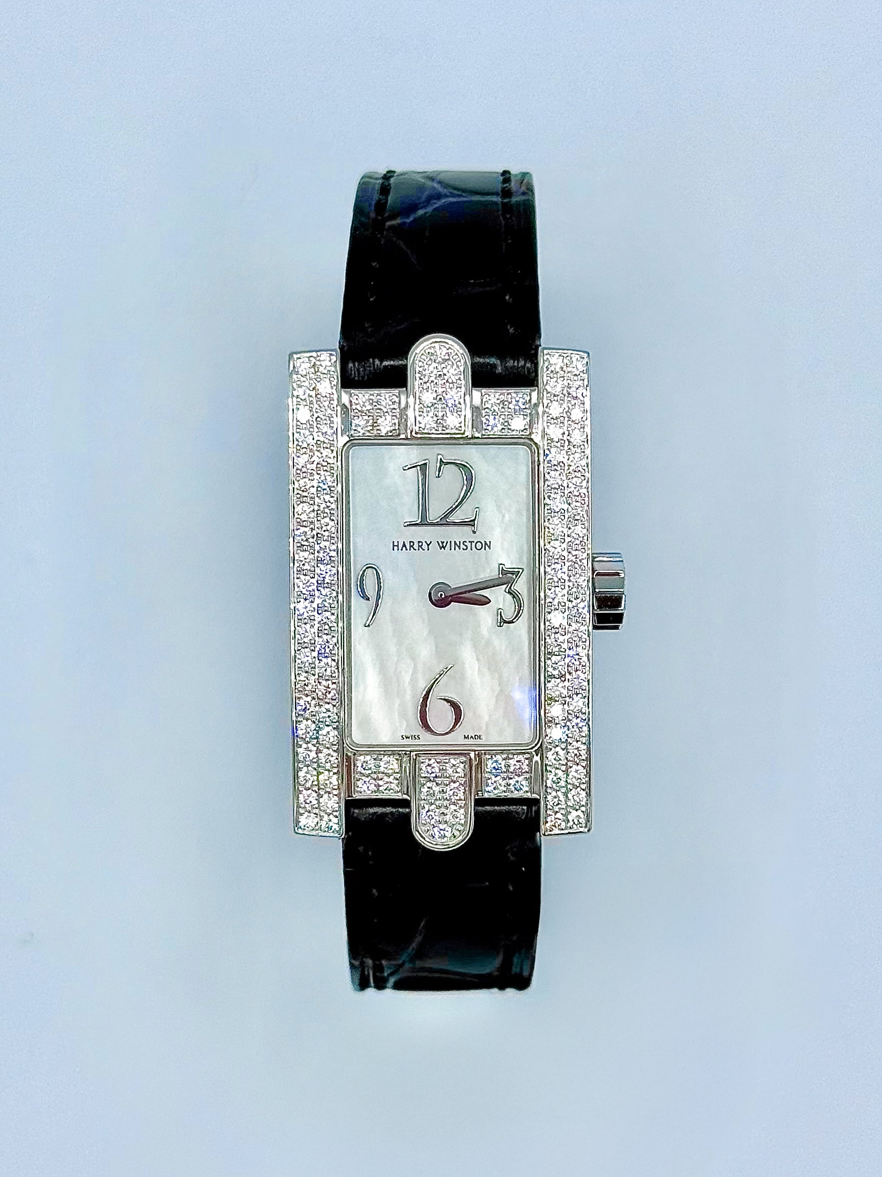 HARRY WINSTON AVENUE 36MM x 21MM