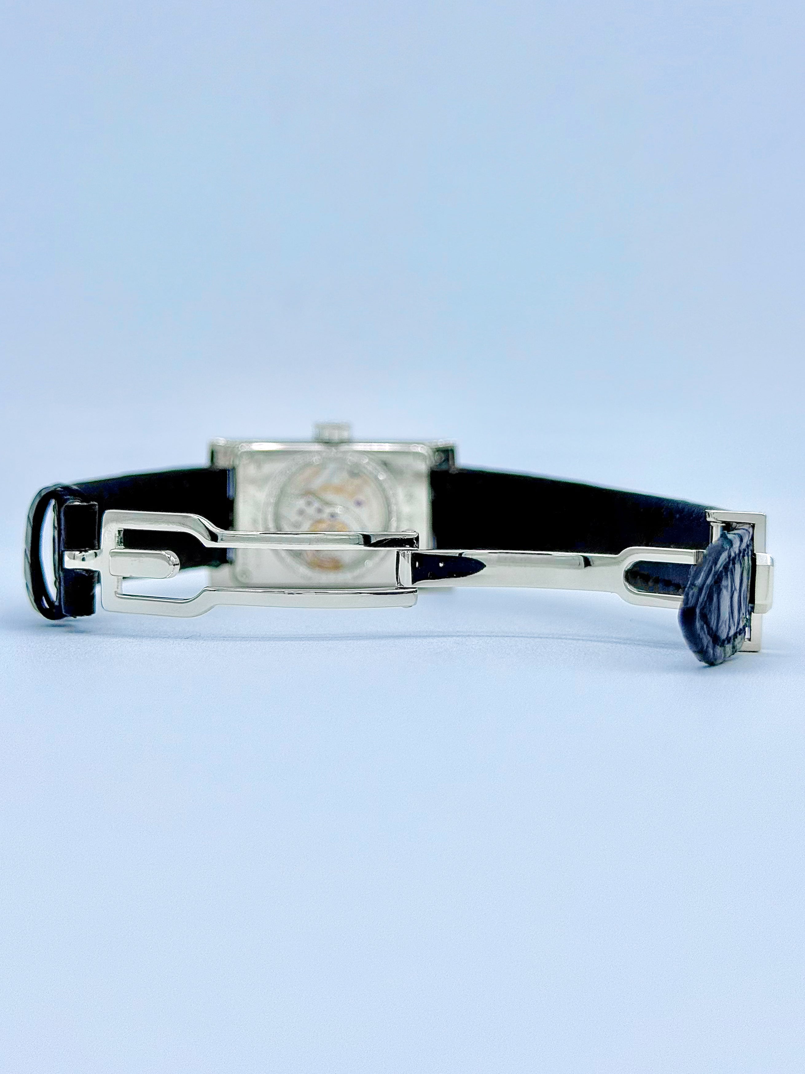 HARRY WINSTON AVENUE 36MM x 21MM