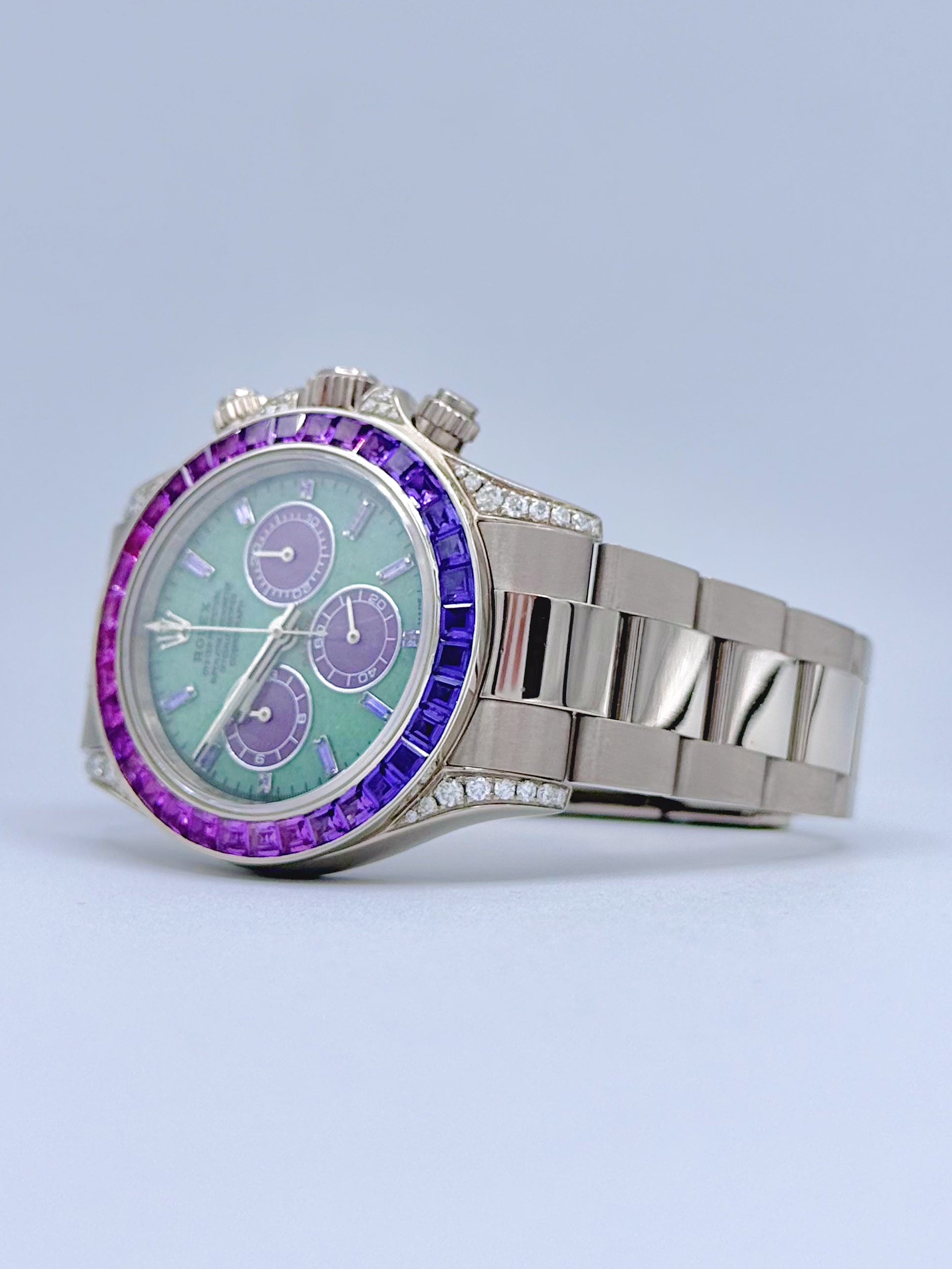 ROLEX DAYTONA “OFF-CATALOGUE (PURPLE SAPPHIRE)” 40MM