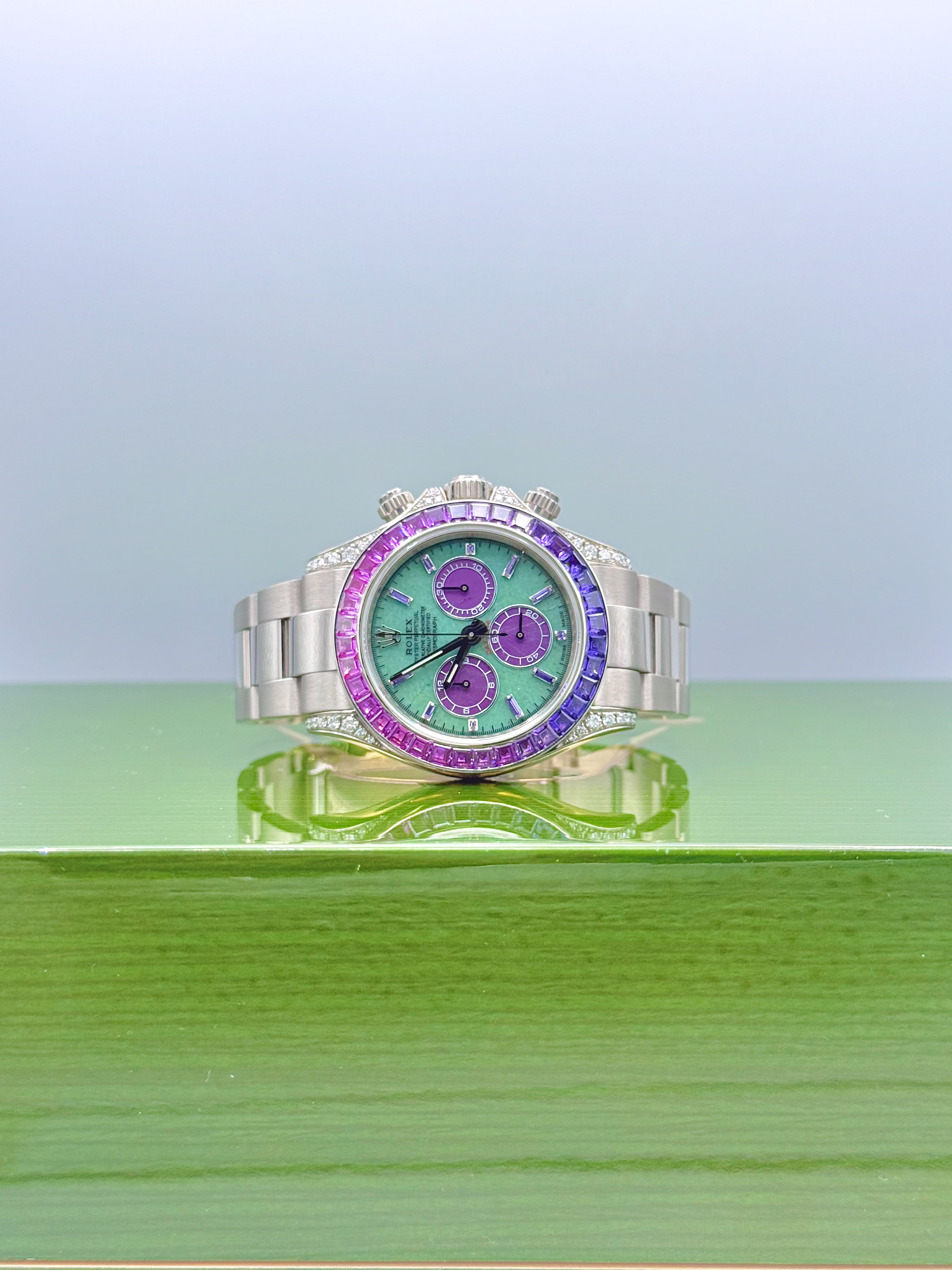 ROLEX DAYTONA “OFF-CATALOGUE (PURPLE SAPPHIRE)” 40MM